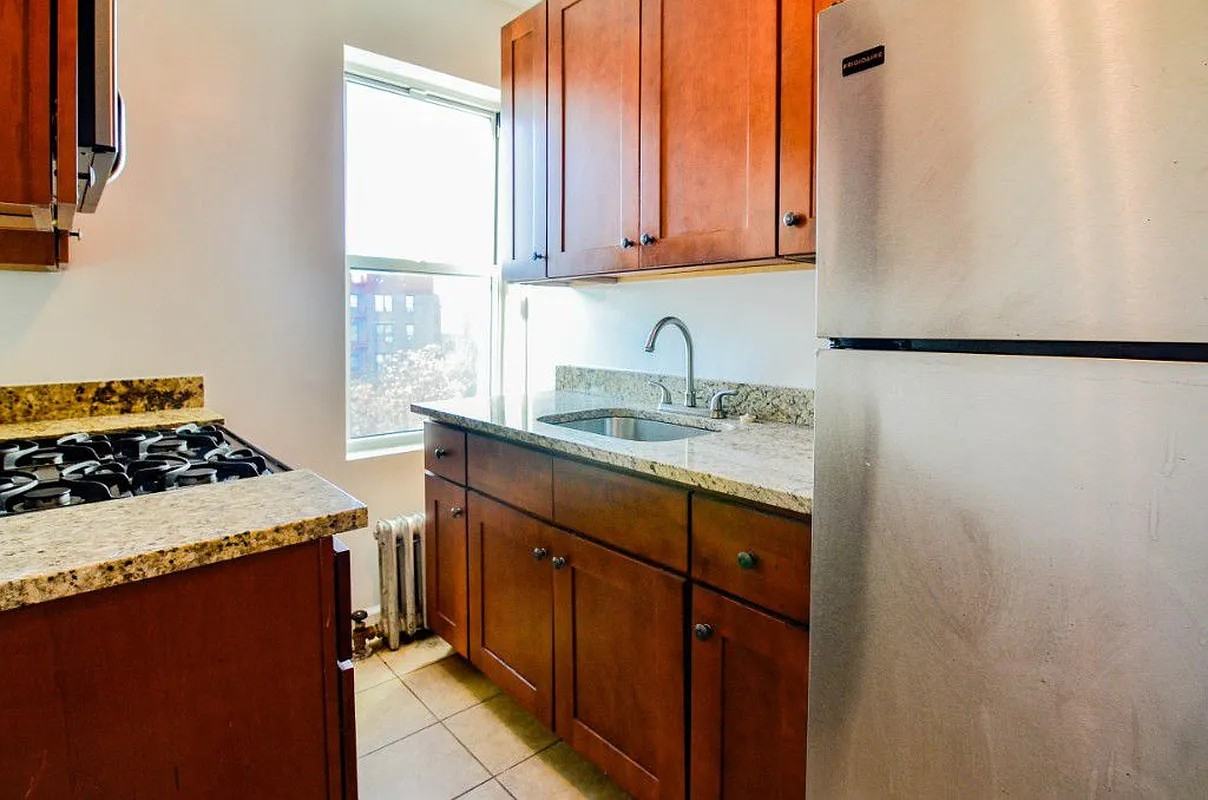 41-45 52nd Street #2D - Photo 6 of 7