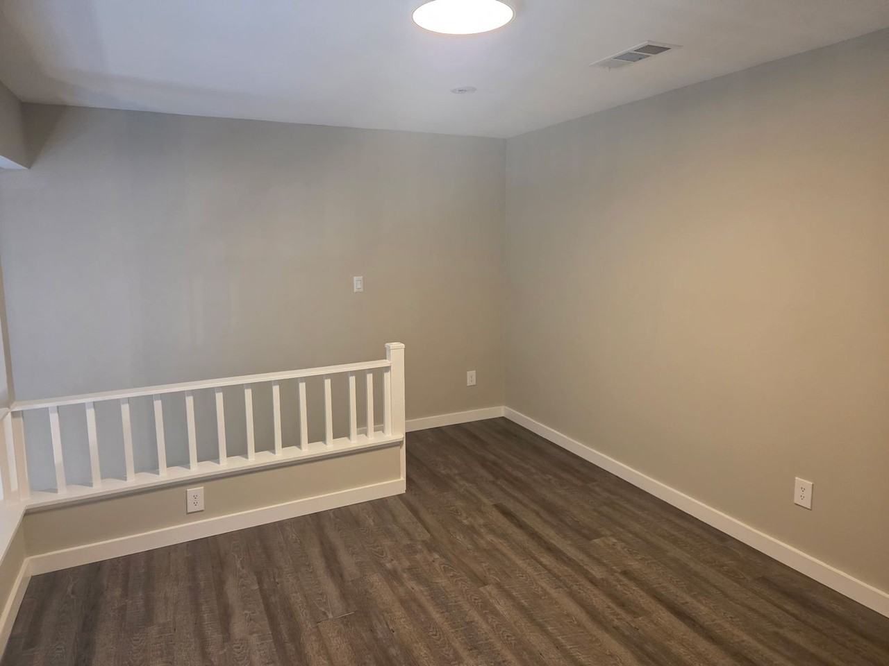 1006 Rucker St #G - Photo 2 of 4