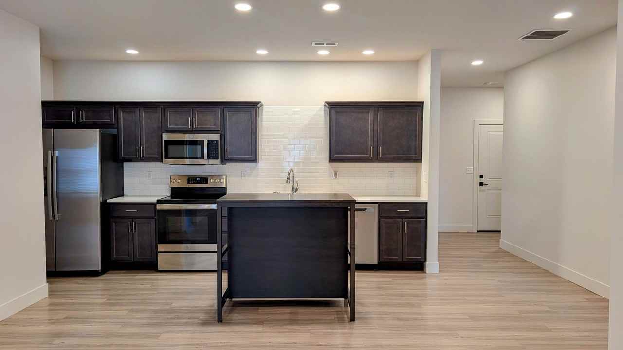 1853 Vision Ct - Photo 5 of 10