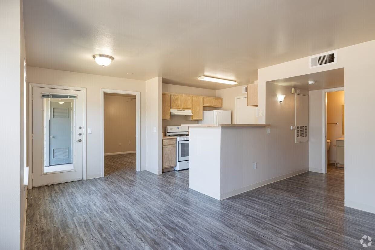 Padre De Vida Apartments - Photo 6 of 15