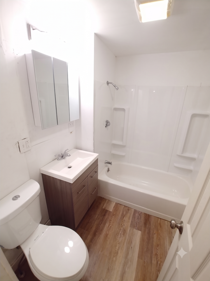 640 Lillian St - Photo 6 of 6