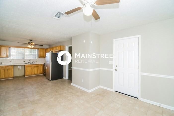 265 Willow Springs Dr - Photo 4 of 15