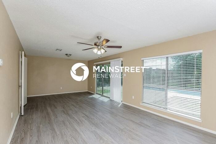 4014 Orchard Hill Dr - Photo 2 of 16