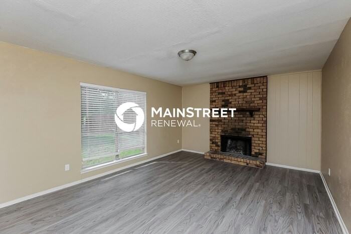 4014 Orchard Hill Dr - Photo 5 of 16