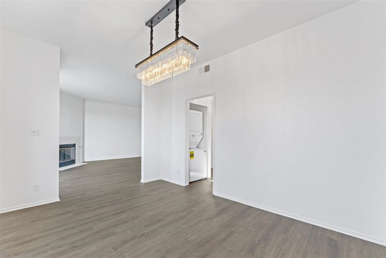 1175 E. Ocean Blvd - Photo 3 of 24