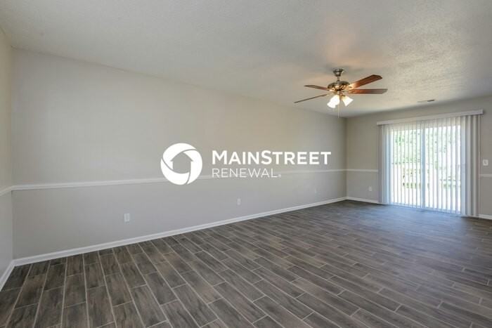 4021 Landerwood Dr - Photo 4 of 17