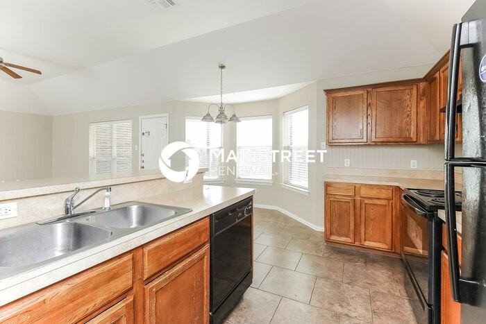 117 Currie Ct - Photo 7 of 16