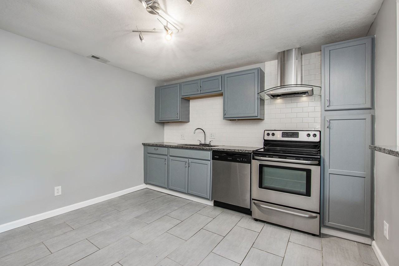 Mission Park Apartments - Photo 7 of 30