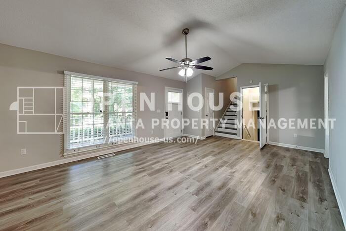 5336 Muirwood Pl - Photo 4 of 23