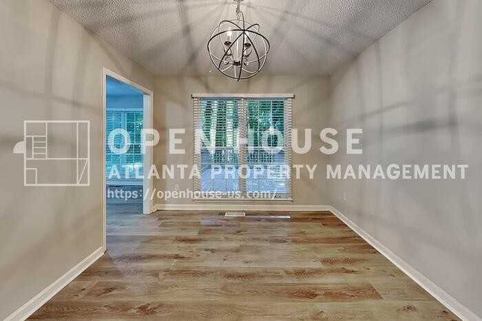 5336 Muirwood Pl - Photo 7 of 23