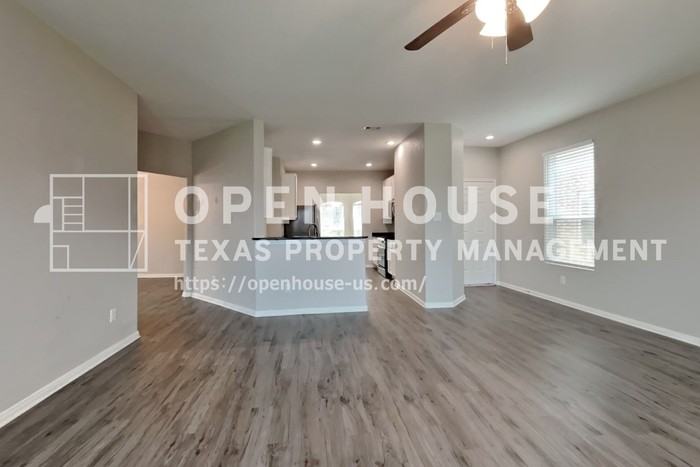 2544 Elm Crossing Trl - Photo 4 of 21