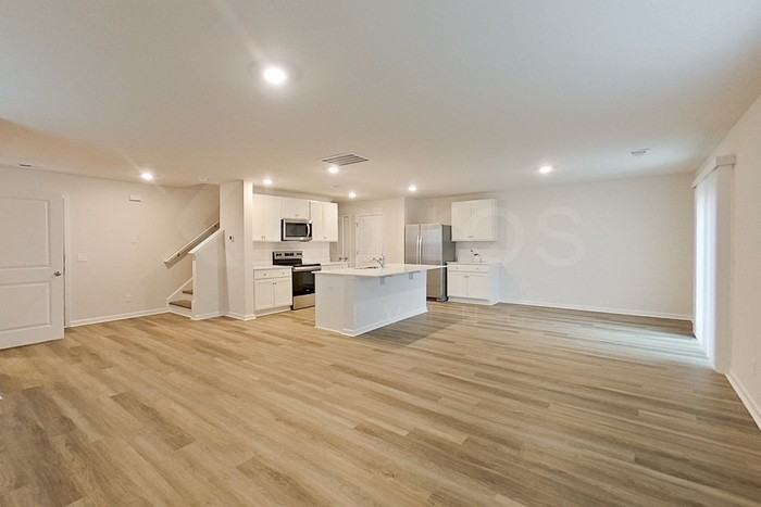 121 Overstreet Way - Photo 4 of 23