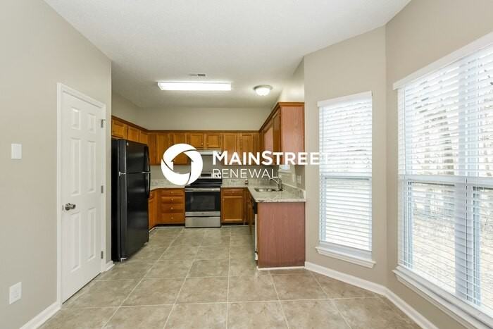 7838 Ambleside Dr - Photo 7 of 17
