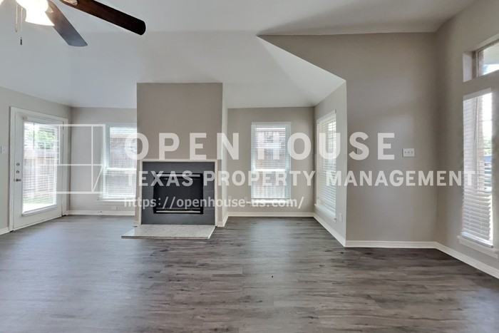 10822 Moonlit Meadows Ct - Photo 5 of 20