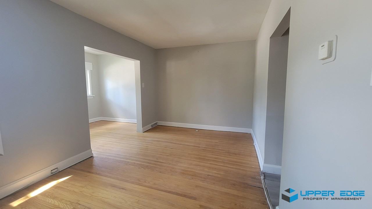 443 Langside Street #1 - Photo 5 of 9