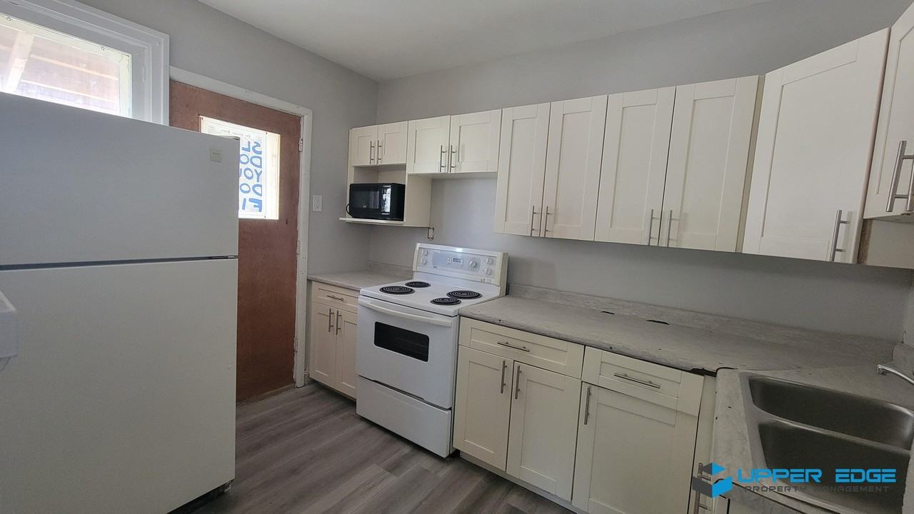 443 Langside Street #1 - Photo 2 of 9
