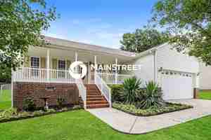 featured image of 12 Collin Ln