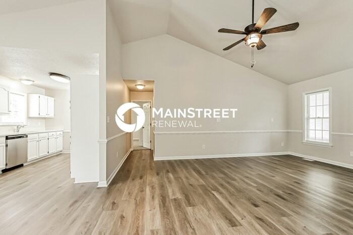 12 Collin Ln - Photo 4 of 17