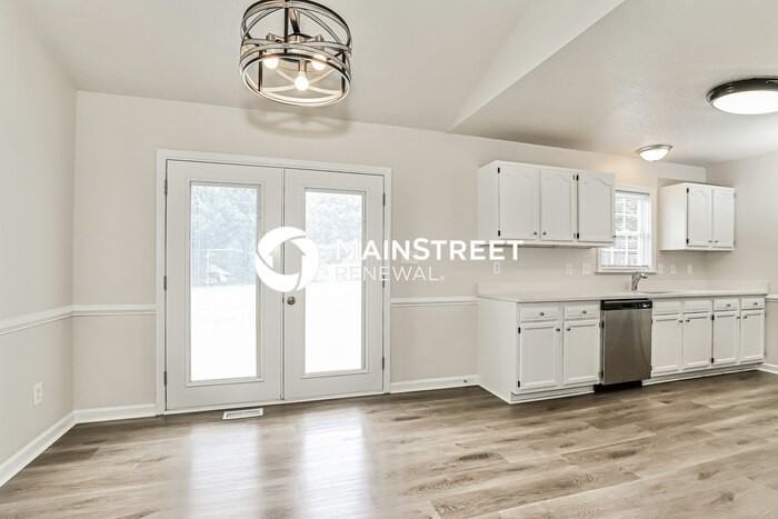 12 Collin Ln - Photo 7 of 17