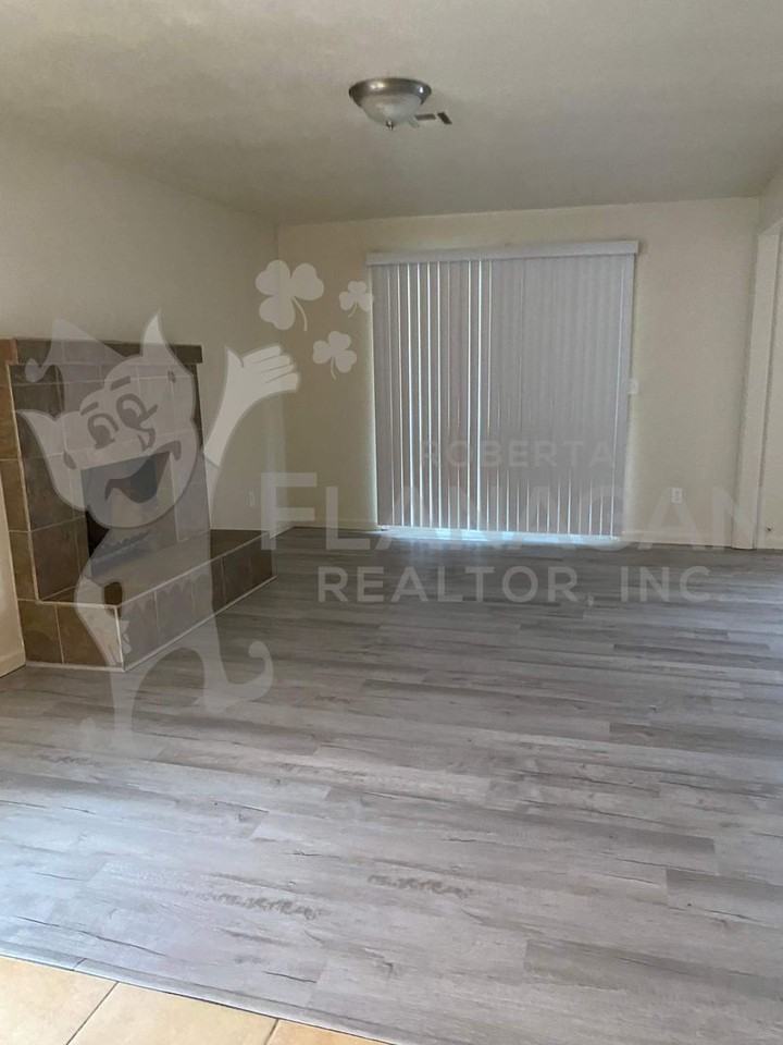 3545 M St - Photo 4 of 11