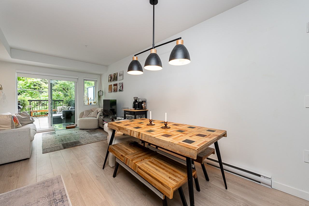 2520 Guelph Street - Photo 10