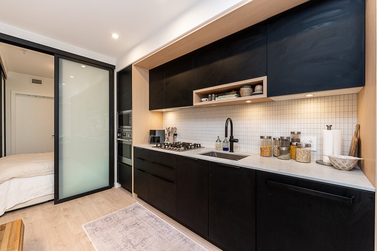 2520 Guelph Street - Photo 15
