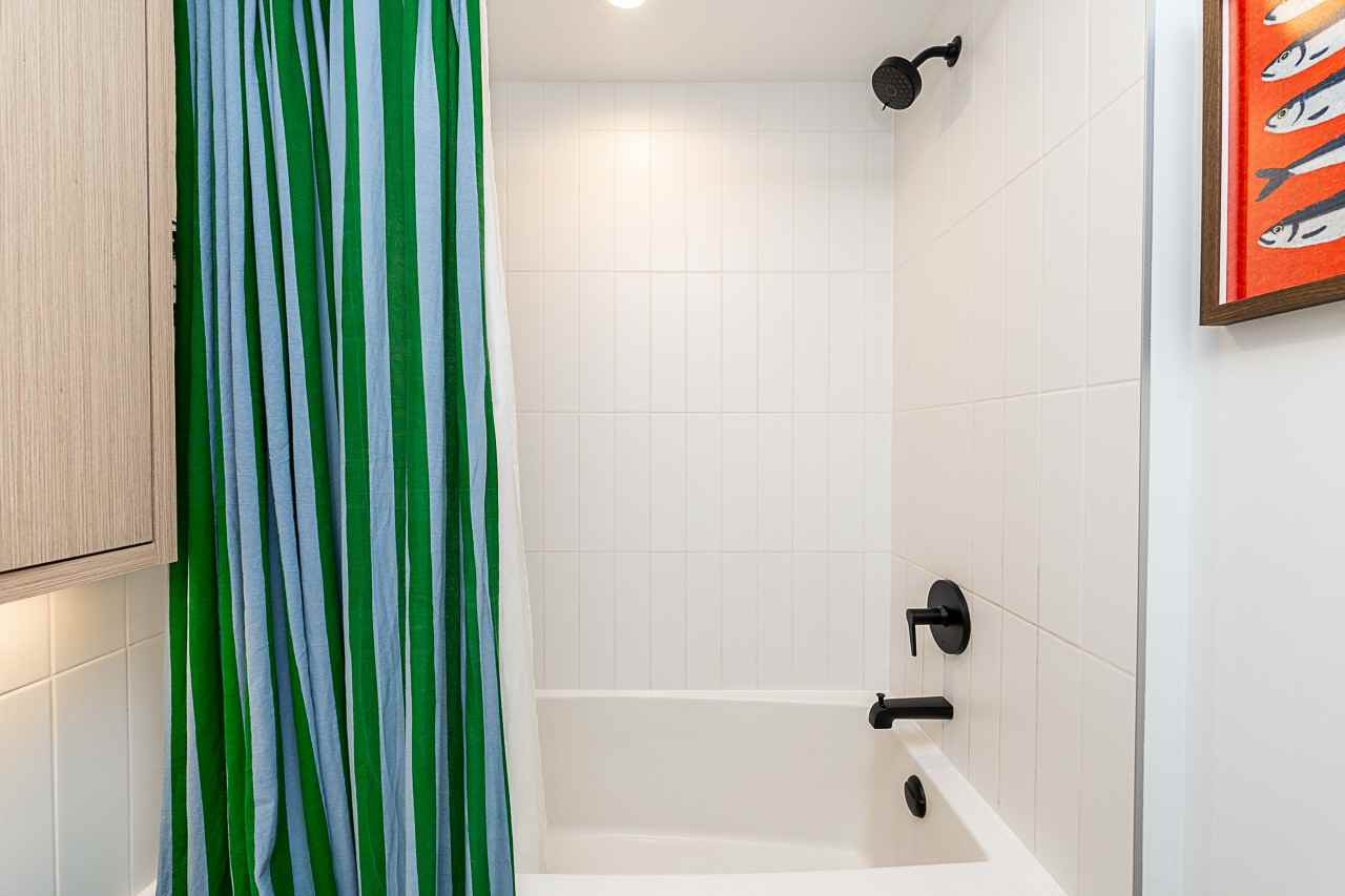 2520 Guelph Street - Photo 22