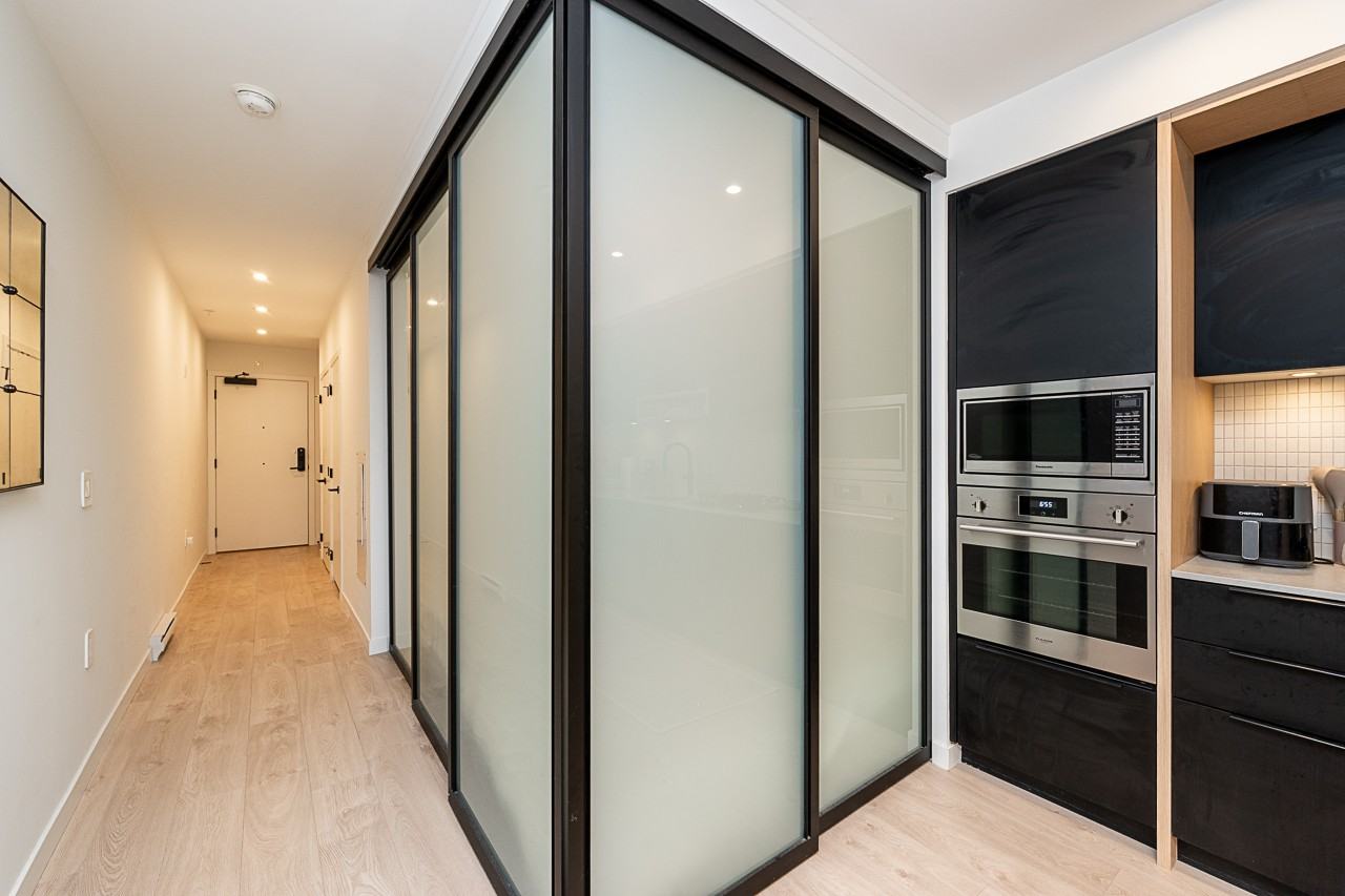 2520 Guelph Street - Photo 21