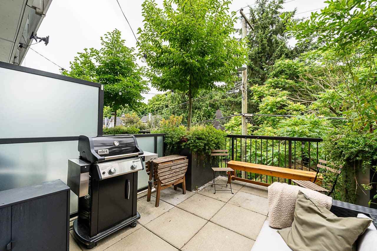 2520 Guelph Street - Photo 26