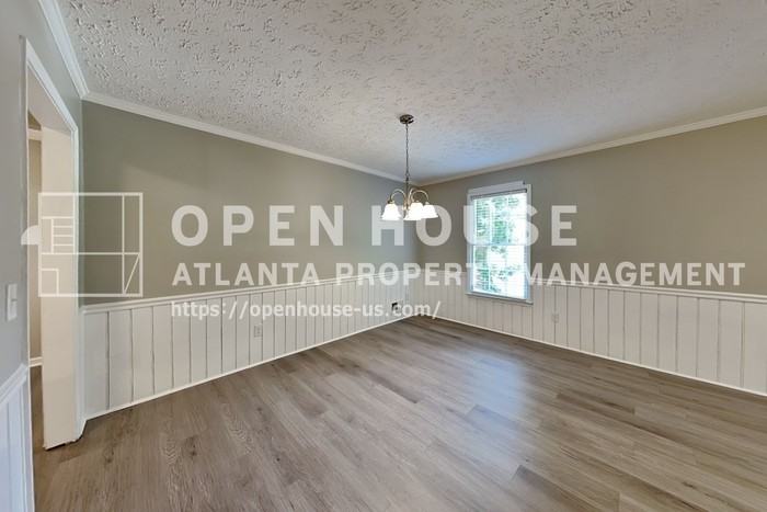 2169 Winding Creek Ln Sw - Photo 7 of 20