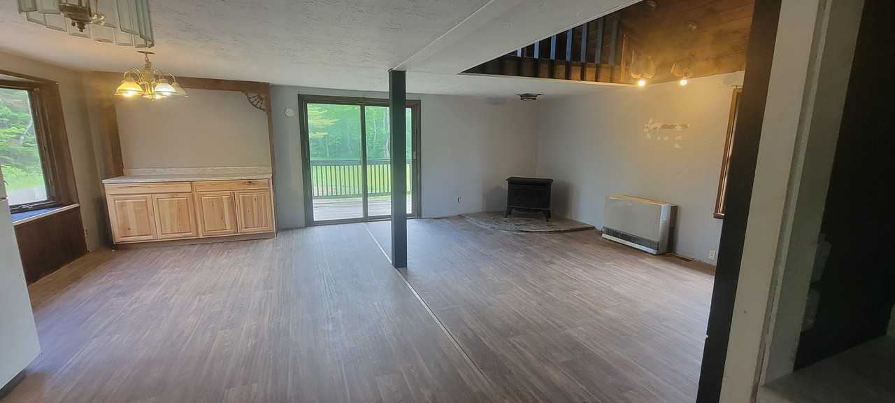3955 Union Street - Photo 7 of 21