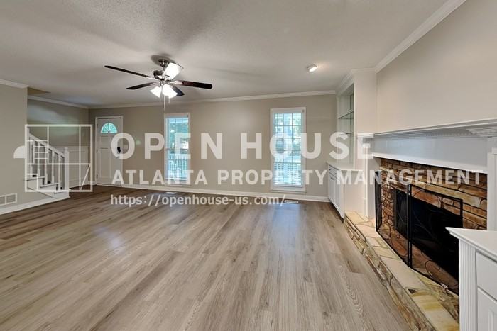 328 Abbington Ln - Photo 5 of 20
