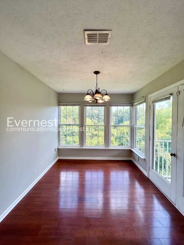 9351 Kempton Manor Ct #1910 - Photo 7 of 22