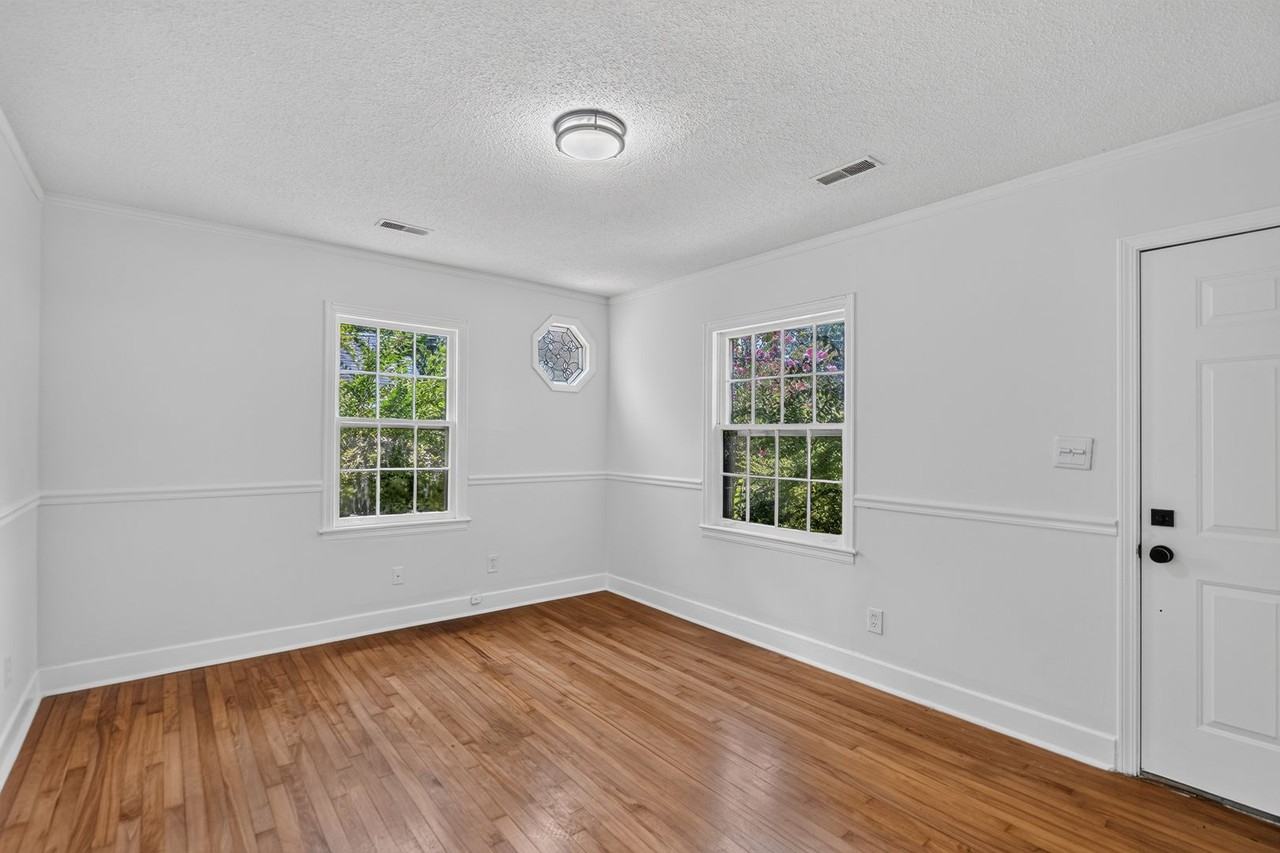 1604 Truman Ave - Photo 7 of 26