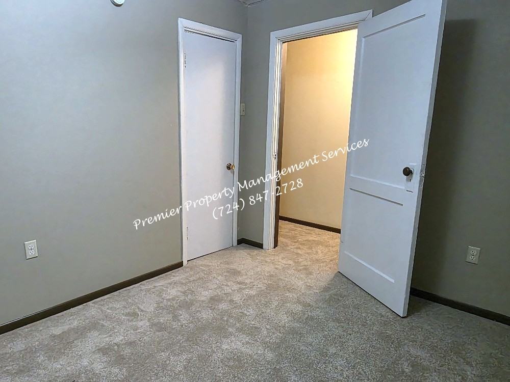 220 5th St (Ellwood City) - Photo 6 of 13