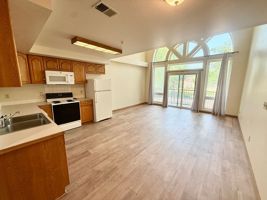 featured image of 816 S College Ave