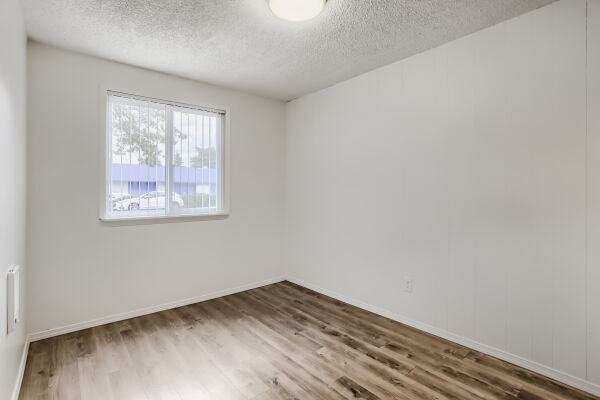 Rochelle Apartments Homes, LLC - Photo 4 of 20