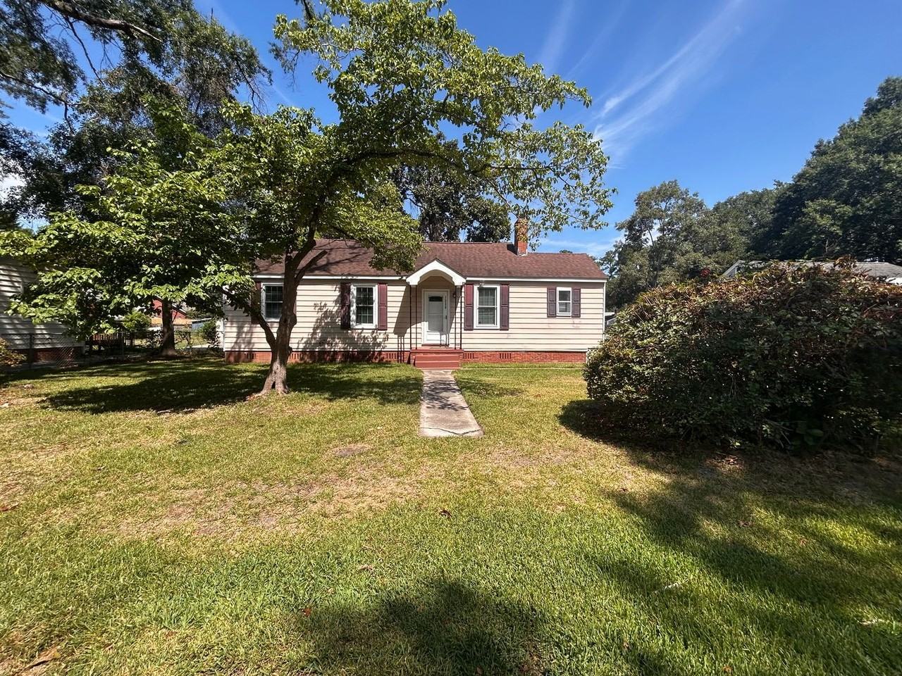 1220 Pickens St - Photo 2 of 33