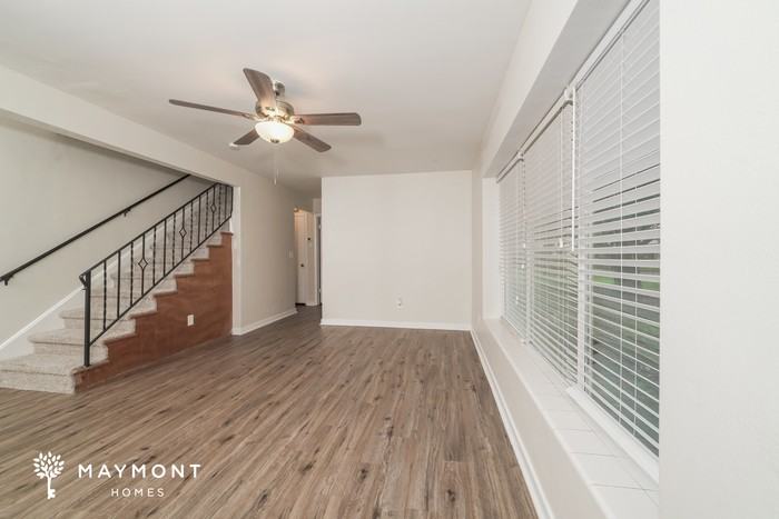 1231 Greenview Dr - Photo 5 of 16