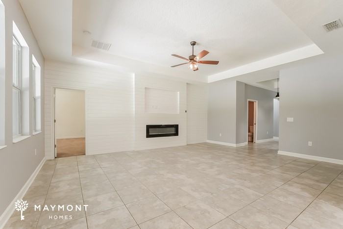 5853 Alenlon Way - Photo 4 of 15