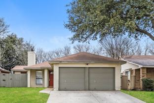 105 Caprock Dr - Photo 1 of 1