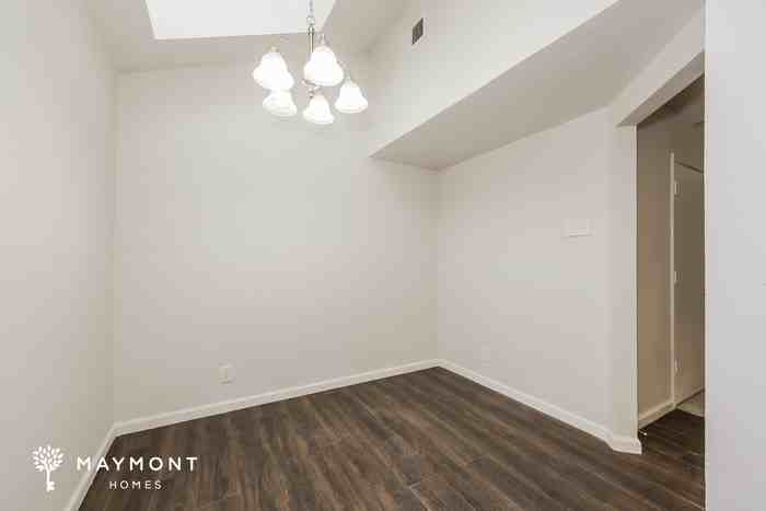 105 Caprock Dr - Photo 5 of 12