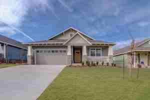 featured image of 1152 N Main St