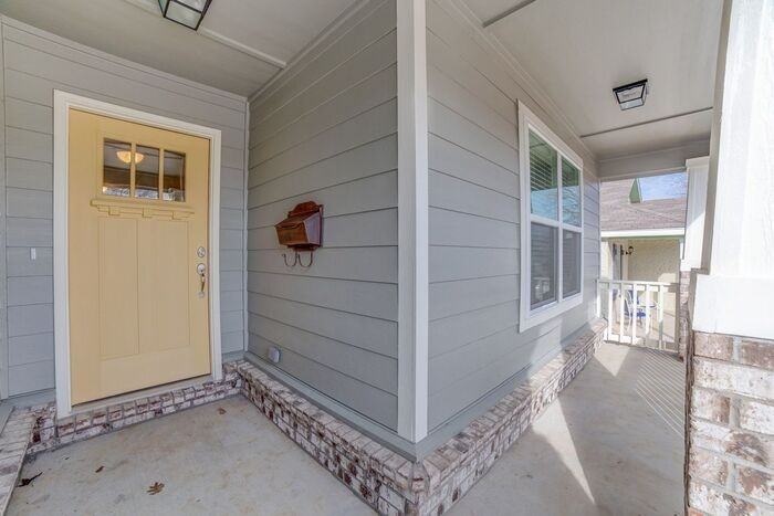 1152 N Main St - Photo 7 of 12