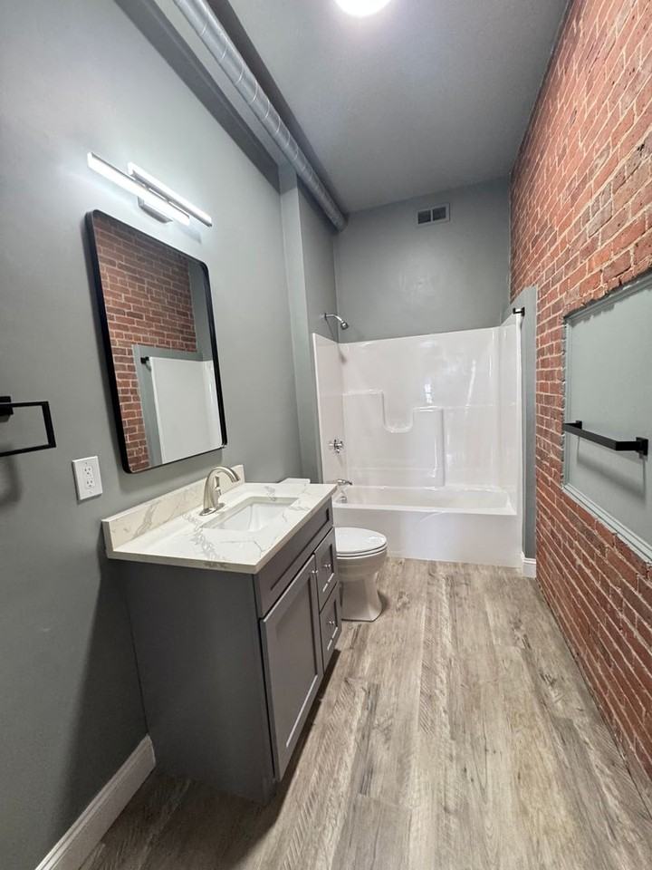 70 Webster St #209 - Photo 2 of 4