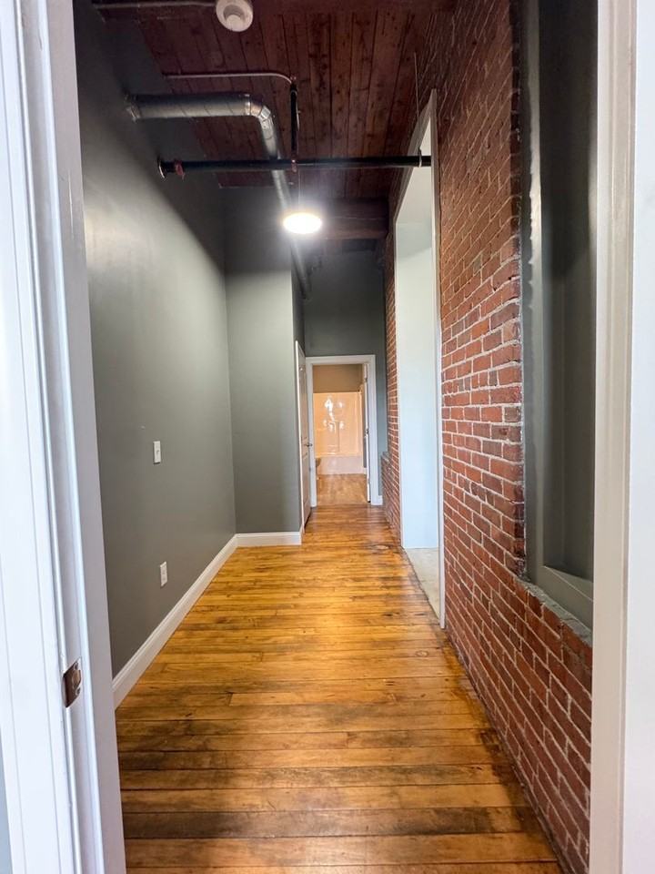 70 Webster St #309 - Photo 4 of 7