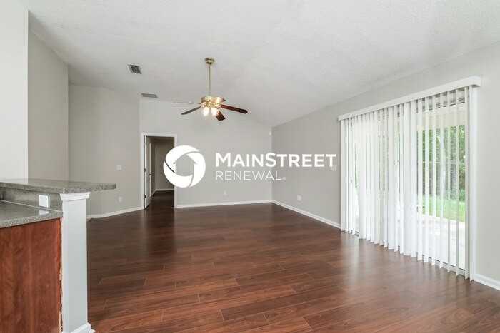 45059 Amhurst Oaks Dr - Photo 5 of 15