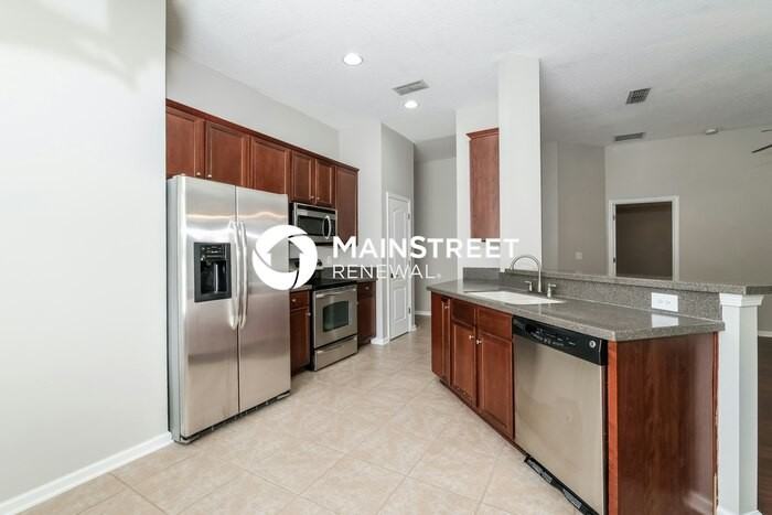 45059 Amhurst Oaks Dr - Photo 6 of 15