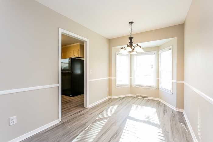 412 Mccue St - Photo 5 of 12