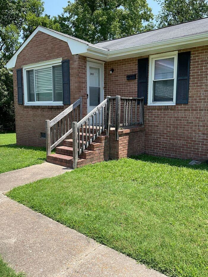 243 Edison Ave - Photo 2 of 20